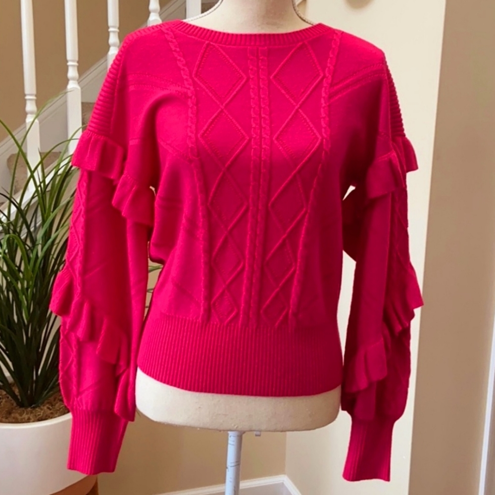 WBHM pink Sweater - Picture 1 of 4